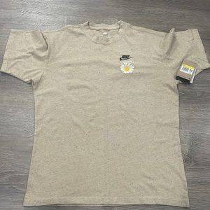 New Nike. T-shirts w/tags